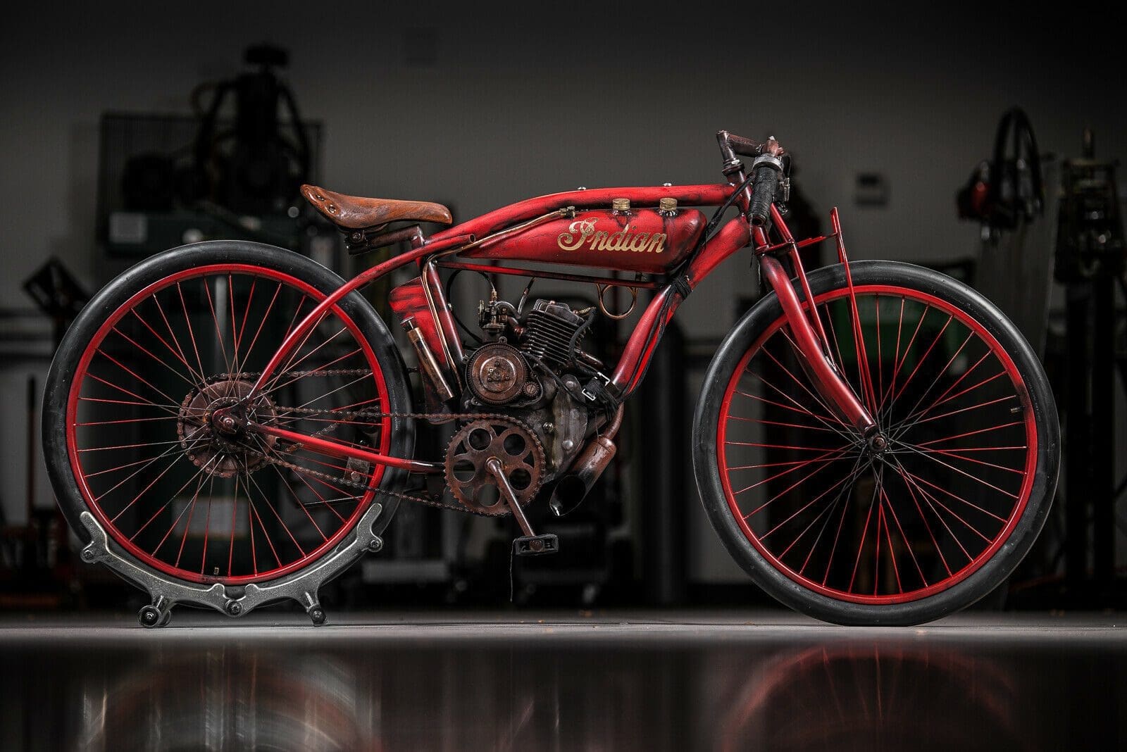 board track racer